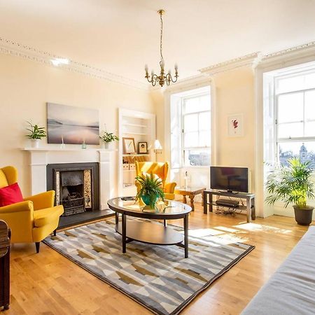 Ferienwohnung Altido Retro Castle Retreat 2Bed Edinburgh Exterior foto