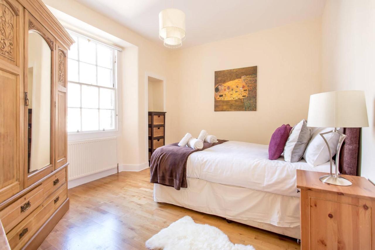 Ferienwohnung Altido Retro Castle Retreat 2Bed Edinburgh Exterior foto