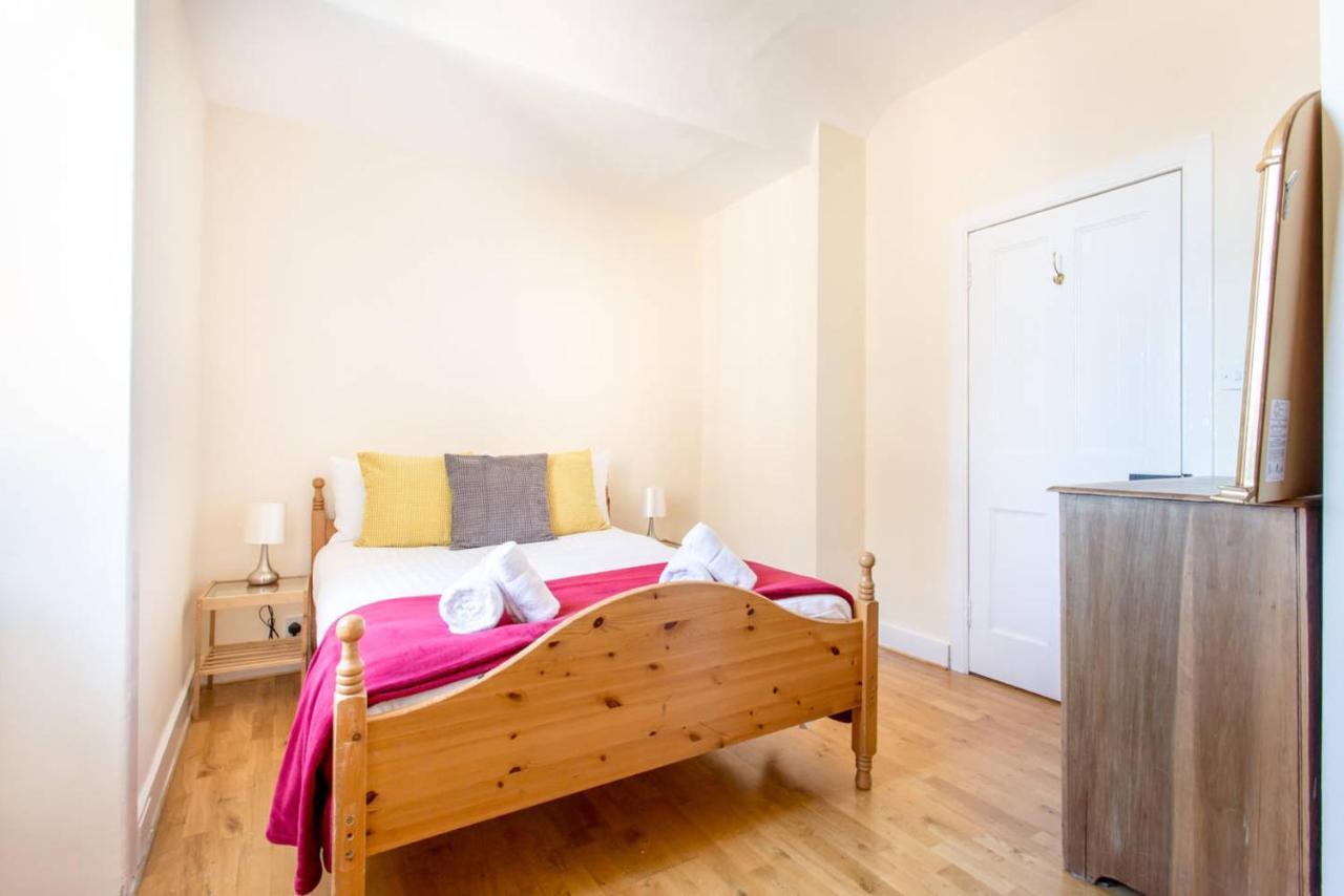 Ferienwohnung Altido Retro Castle Retreat 2Bed Edinburgh Zimmer foto