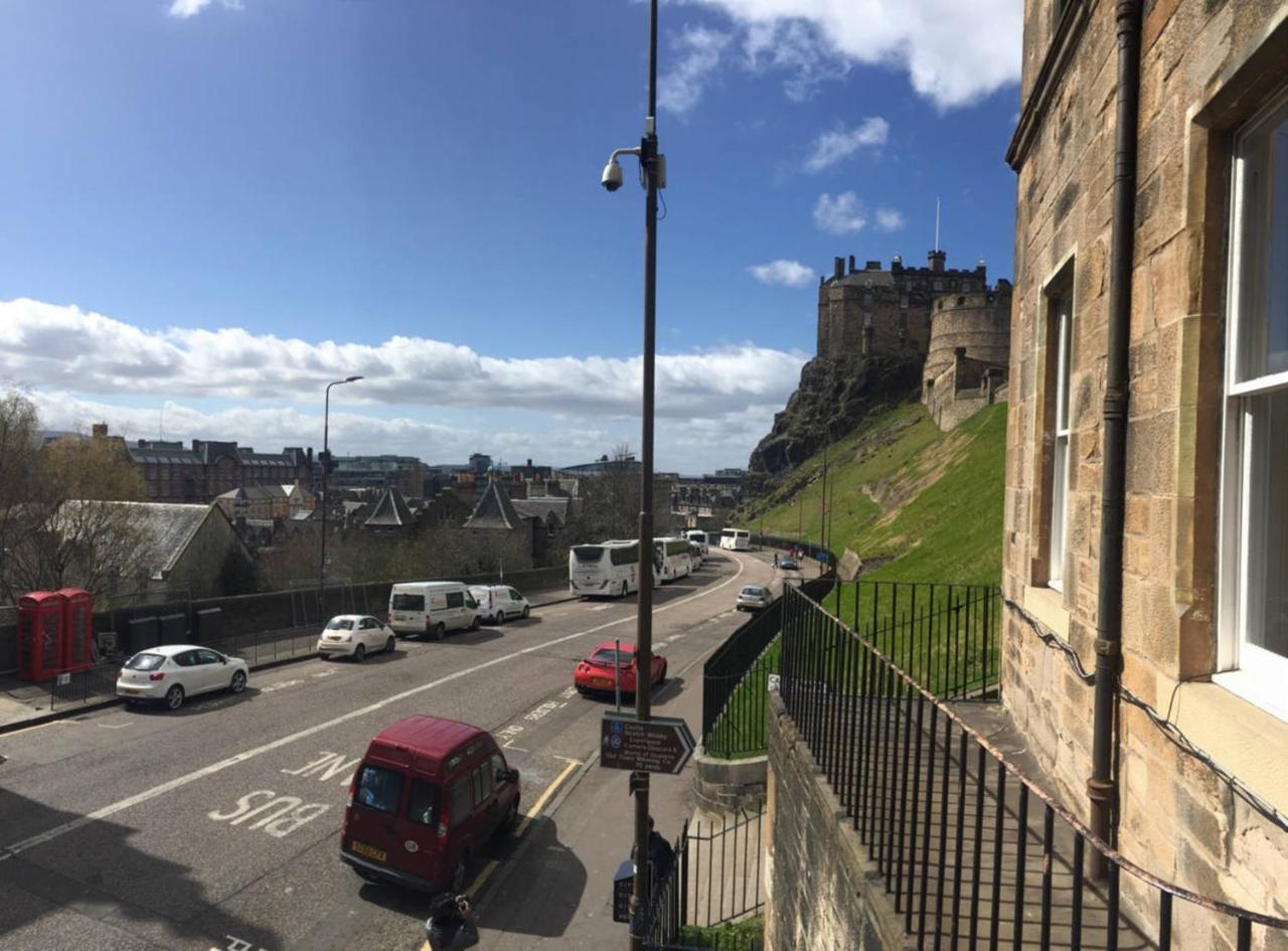 Ferienwohnung Altido Retro Castle Retreat 2Bed Edinburgh Exterior foto